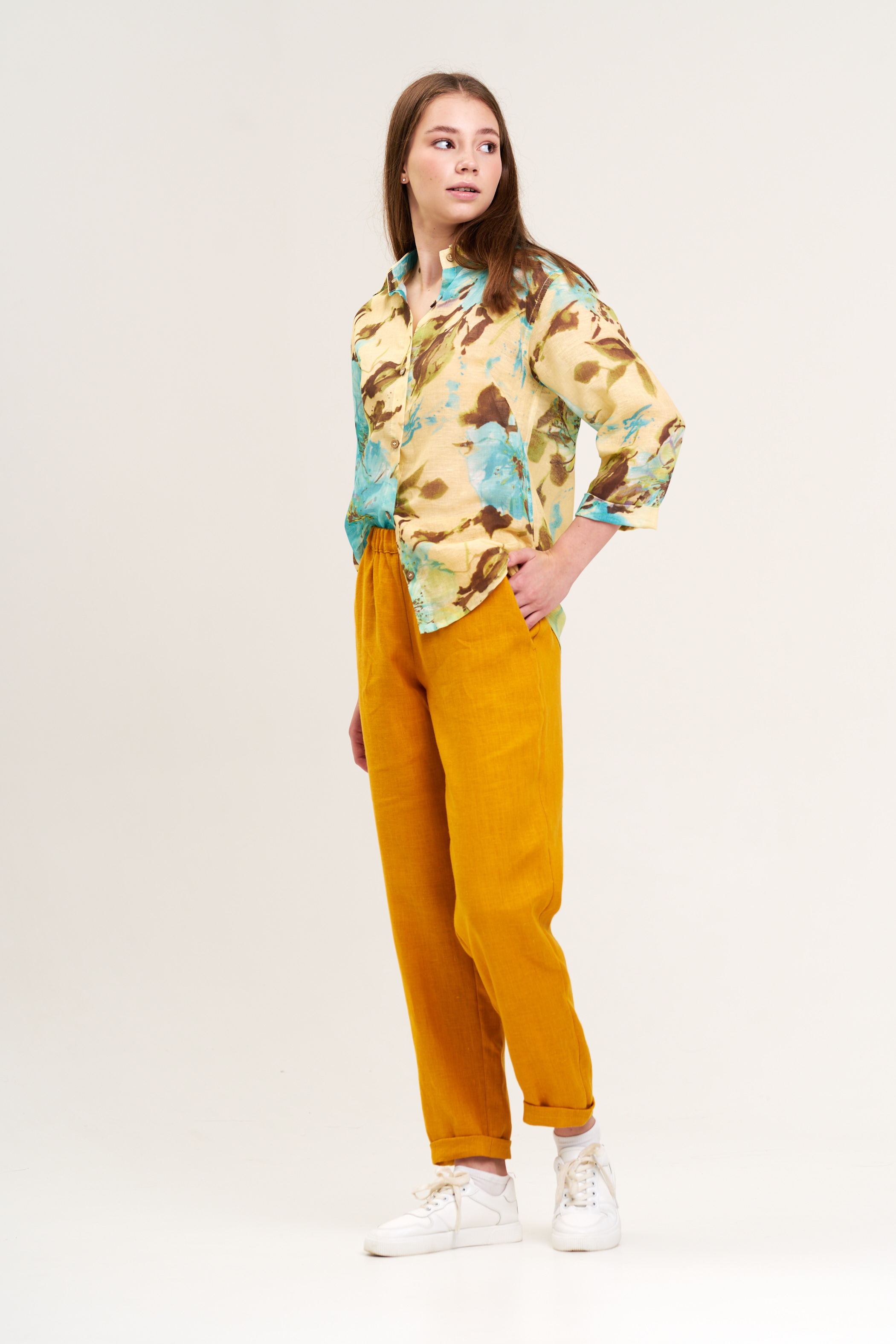 Women's Linen Narrowed Trousers